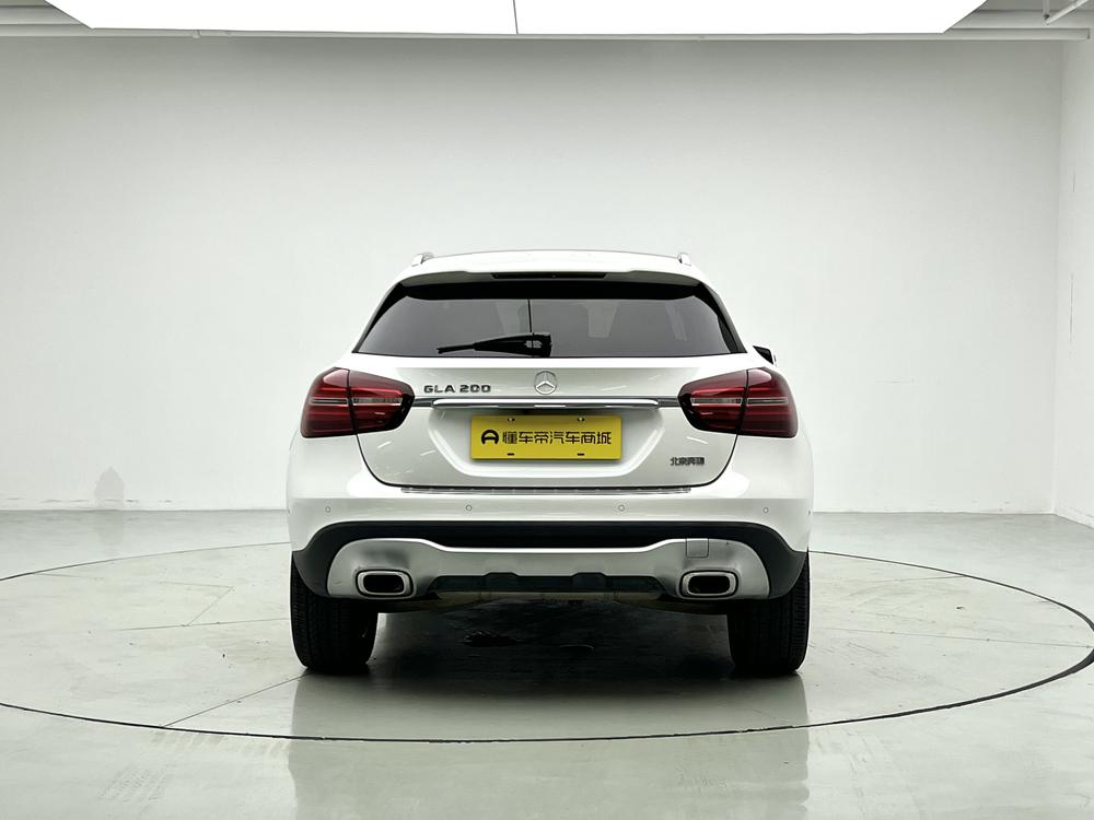 Mercedes-Benz Mercedes-Benz GLA