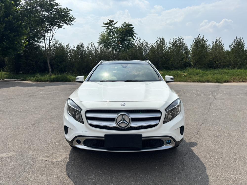 Mercedes-Benz Mercedes-Benz GLA