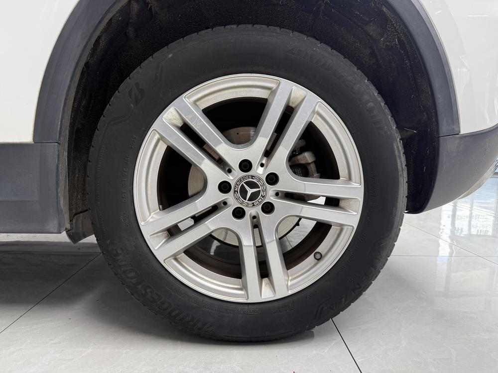 Mercedes-Benz Mercedes-Benz GLA