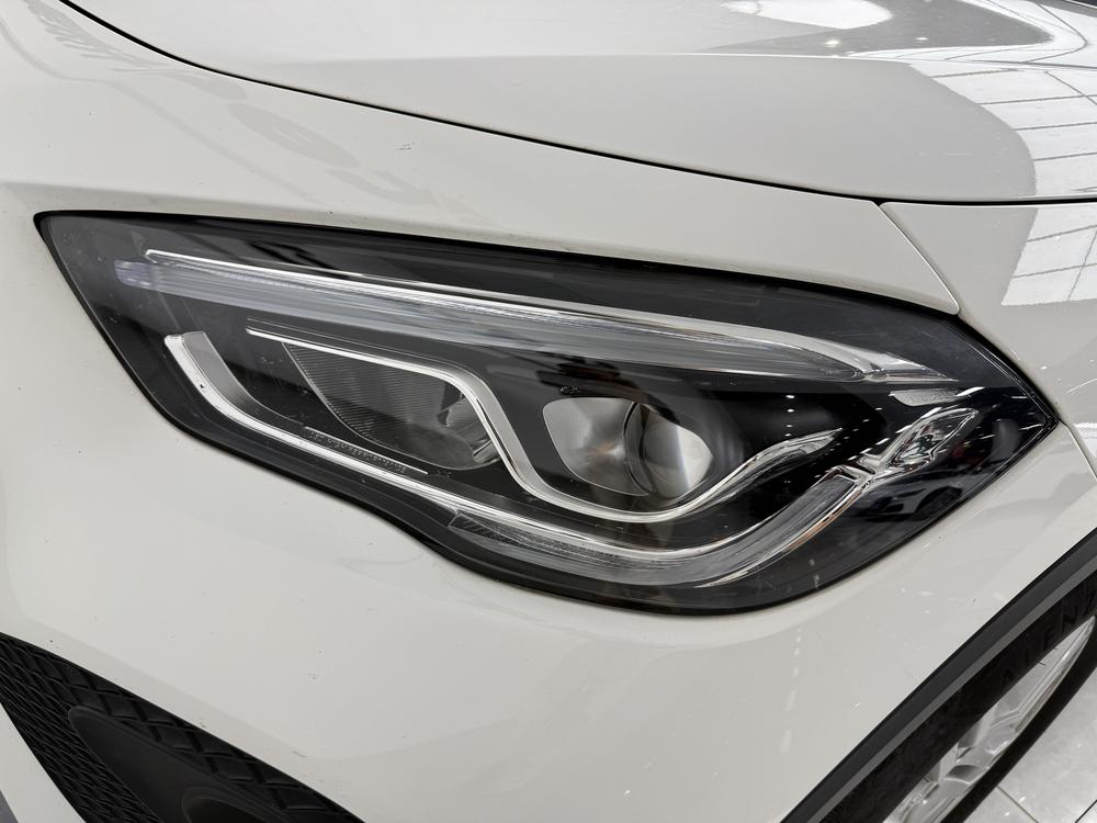 Mercedes-Benz Mercedes-Benz GLA