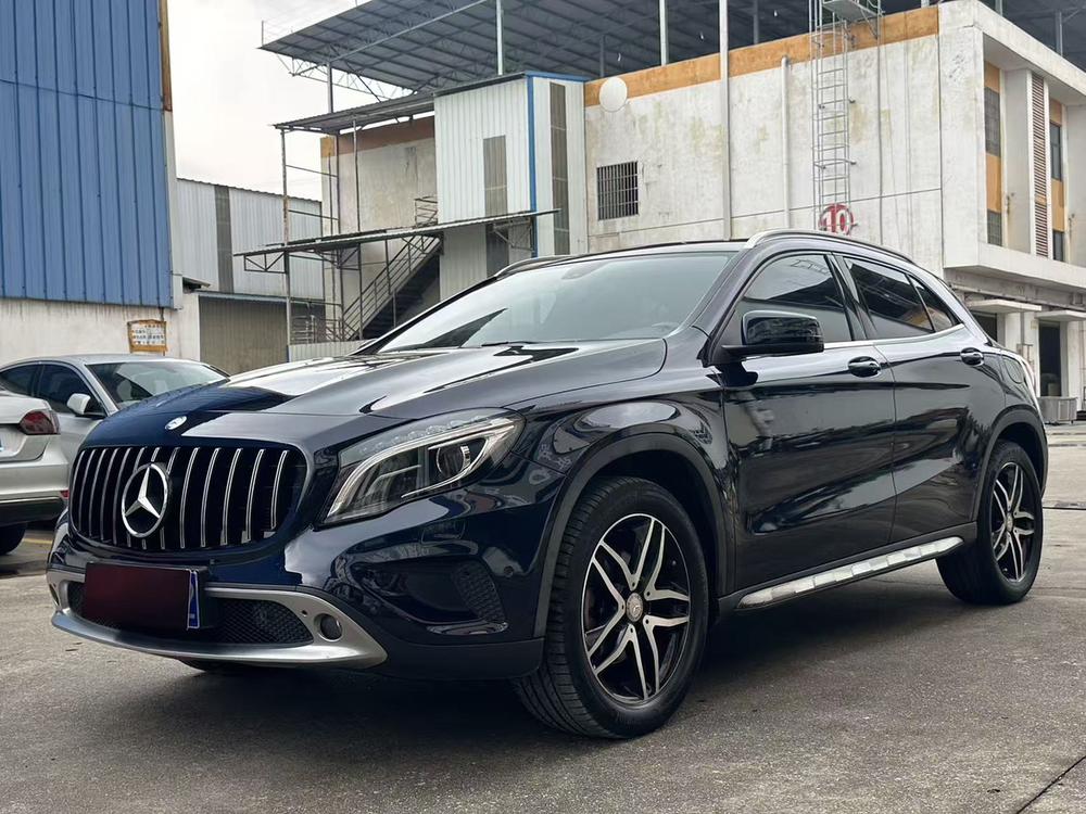 Mercedes-Benz Mercedes-Benz GLA