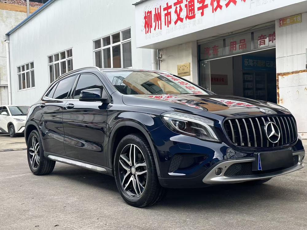 Mercedes-Benz Mercedes-Benz GLA
