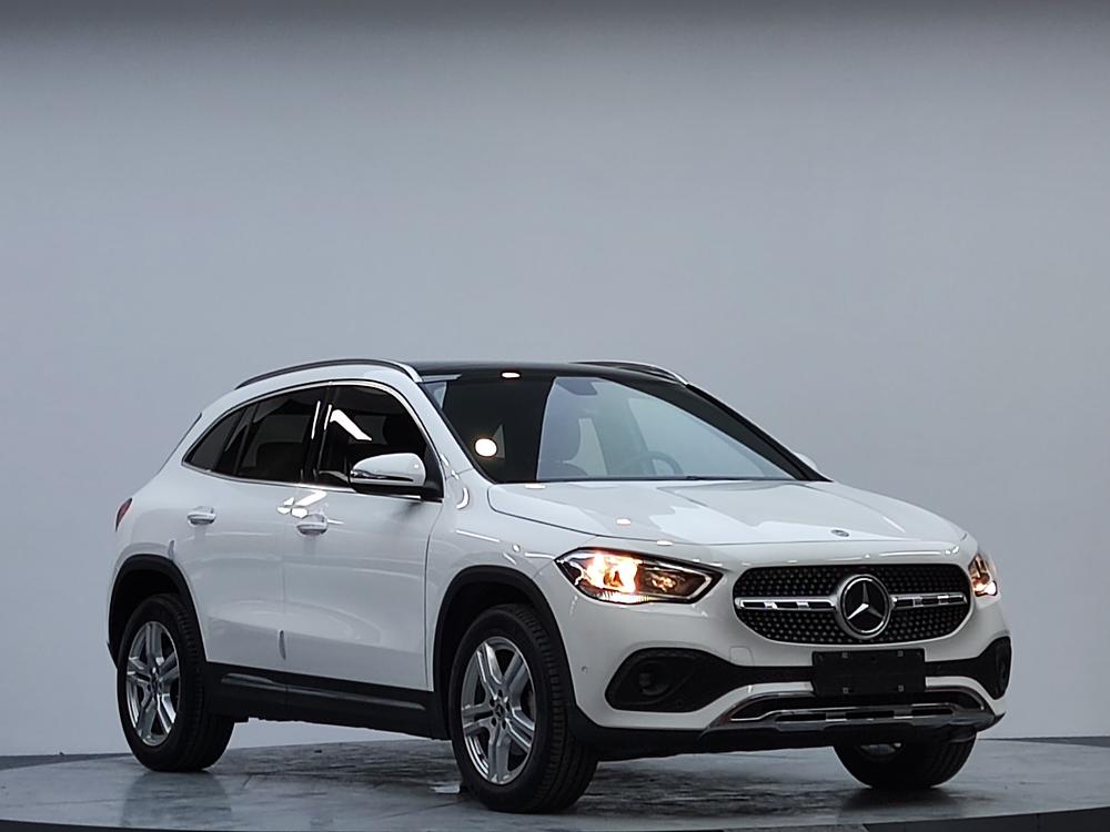 Mercedes-Benz Mercedes-Benz GLA