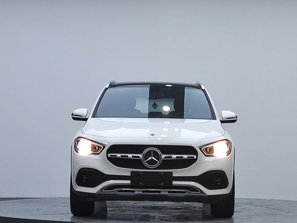 Mercedes-Benz Mercedes-Benz GLA
