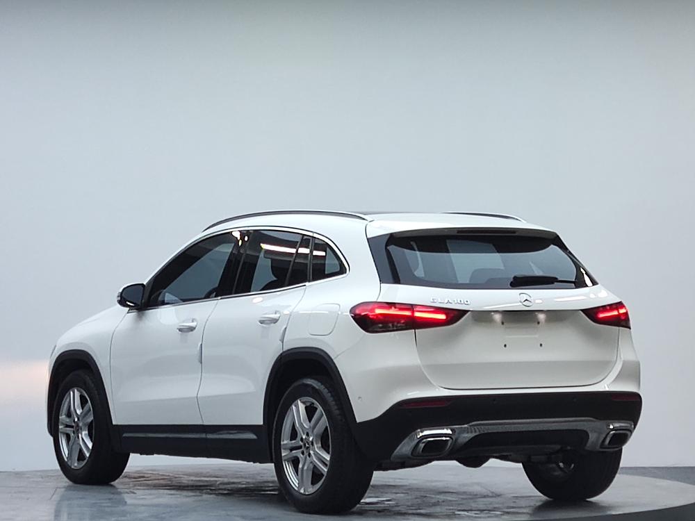 Mercedes-Benz Mercedes-Benz GLA