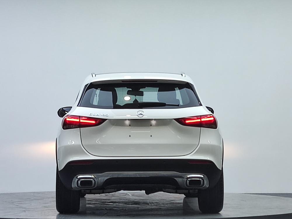 Mercedes-Benz Mercedes-Benz GLA