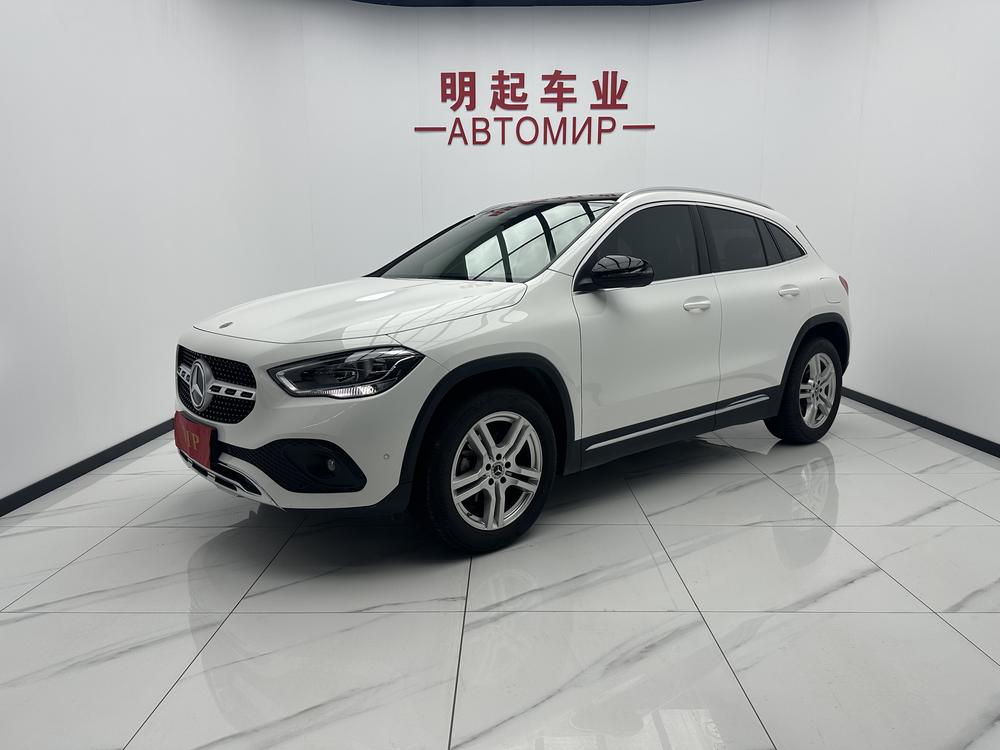 Mercedes-Benz Mercedes-Benz GLA