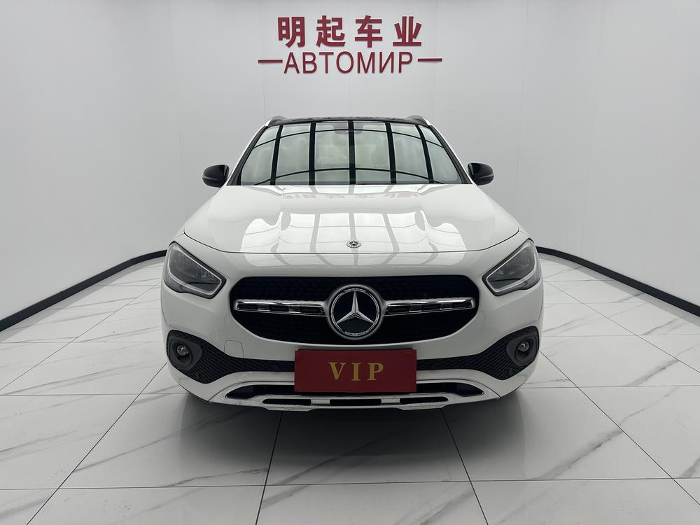 Mercedes-Benz Mercedes-Benz GLA
