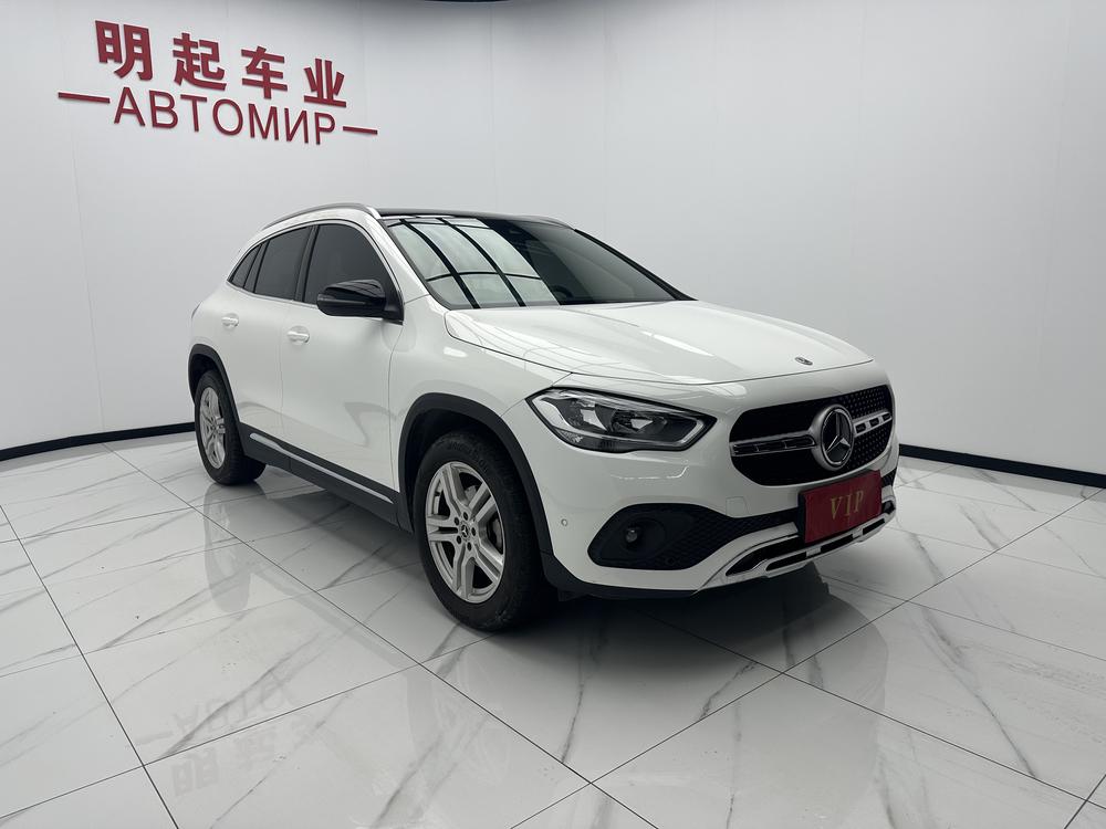 Mercedes-Benz Mercedes-Benz GLA