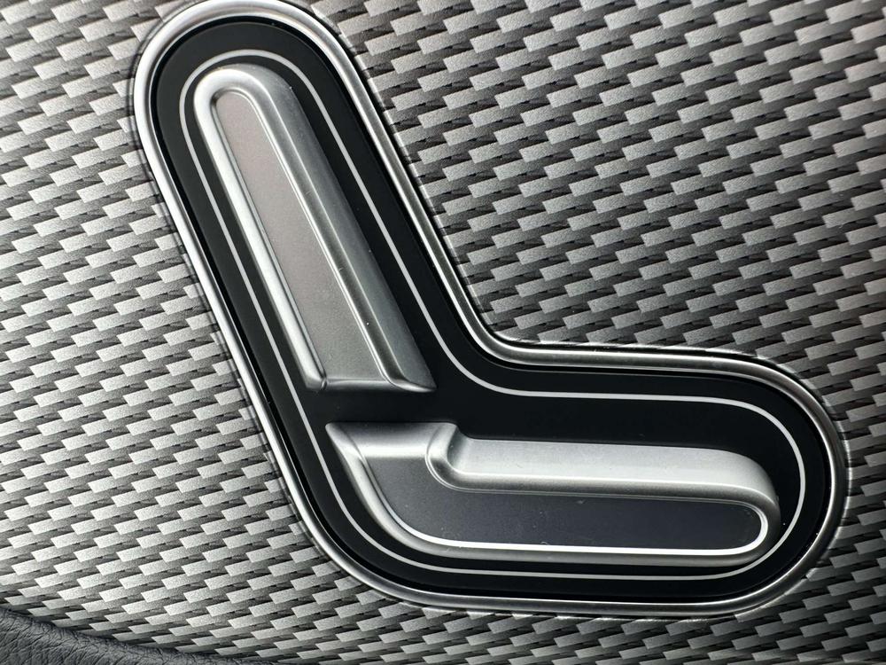 Mercedes-Benz Mercedes-Benz GLA