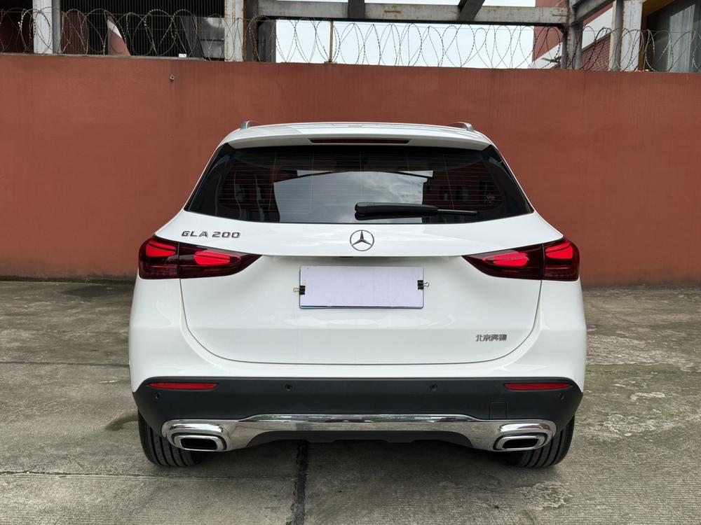 Mercedes-Benz Mercedes-Benz GLA