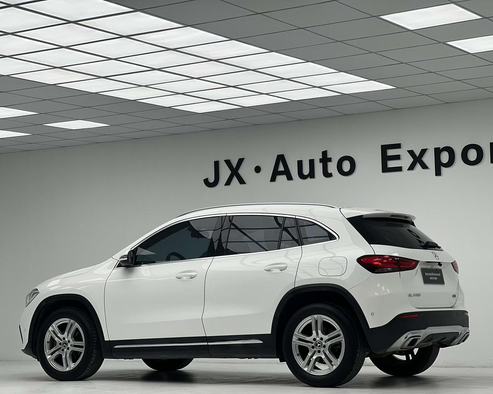 Mercedes-Benz Mercedes-Benz GLA