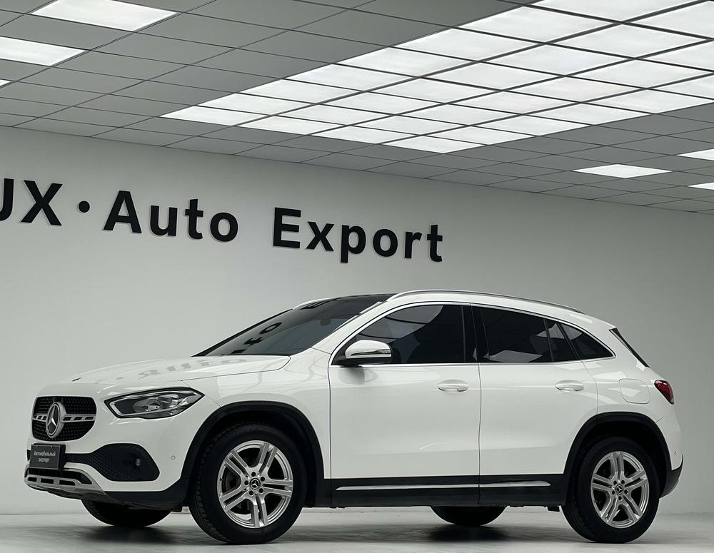 Mercedes-Benz Mercedes-Benz GLA
