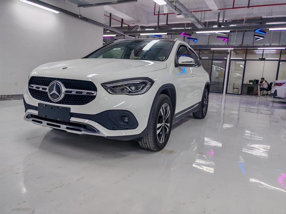 Mercedes-Benz Mercedes-Benz GLA
