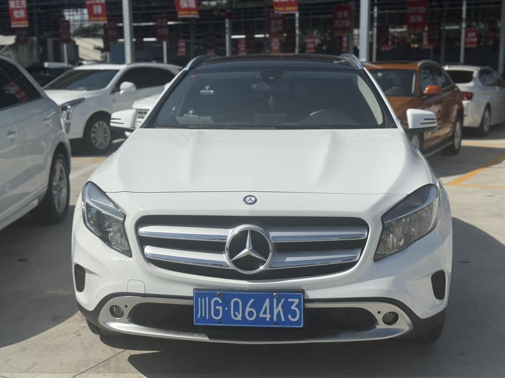 Mercedes-Benz Mercedes-Benz GLA