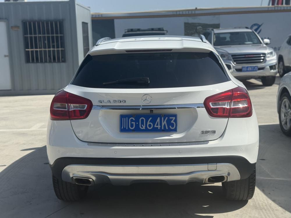 Mercedes-Benz Mercedes-Benz GLA