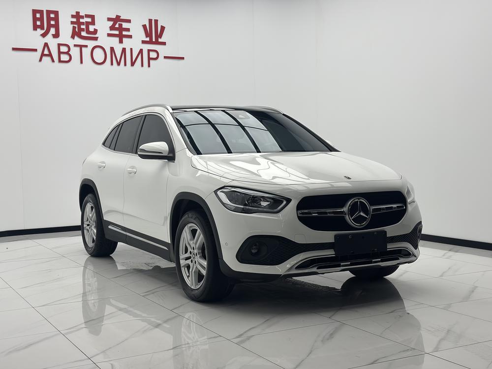 Mercedes-Benz Mercedes-Benz GLA