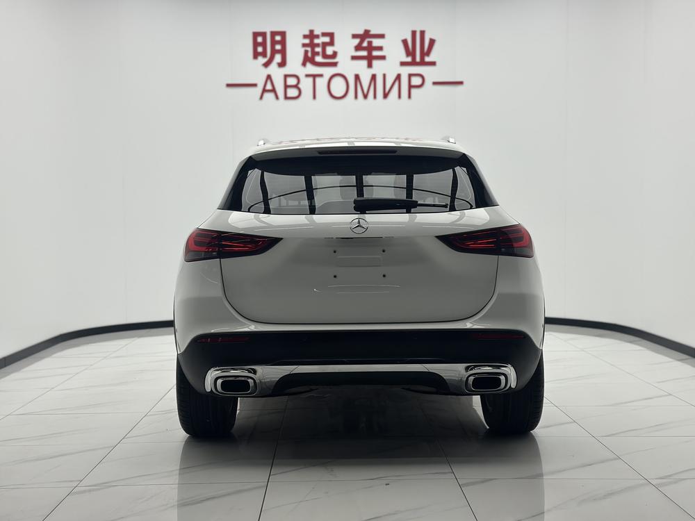 Mercedes-Benz Mercedes-Benz GLA