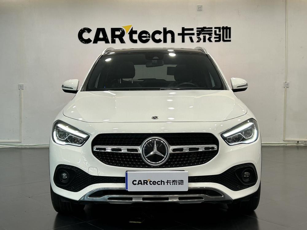 Mercedes-Benz Mercedes-Benz GLA