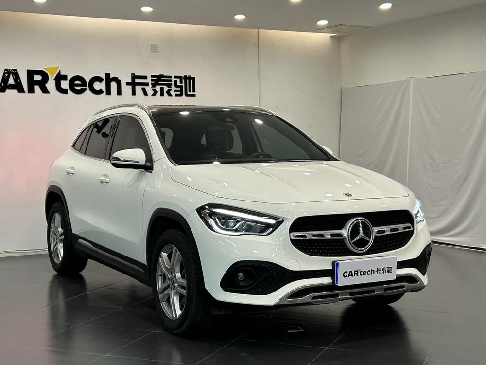 Mercedes-Benz Mercedes-Benz GLA
