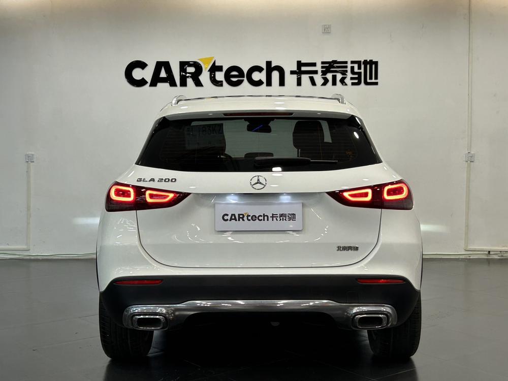 Mercedes-Benz Mercedes-Benz GLA