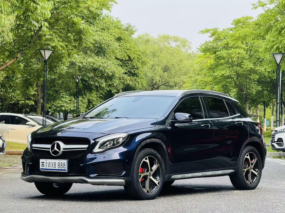 Mercedes-Benz Mercedes-Benz GLA