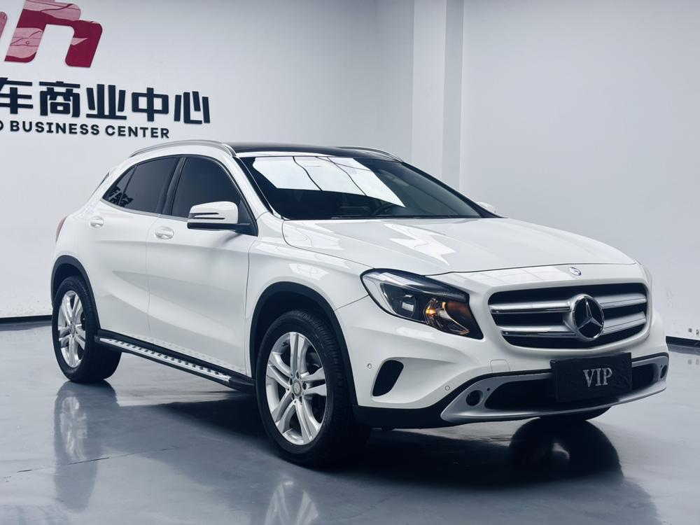 Mercedes-Benz Mercedes-Benz GLA