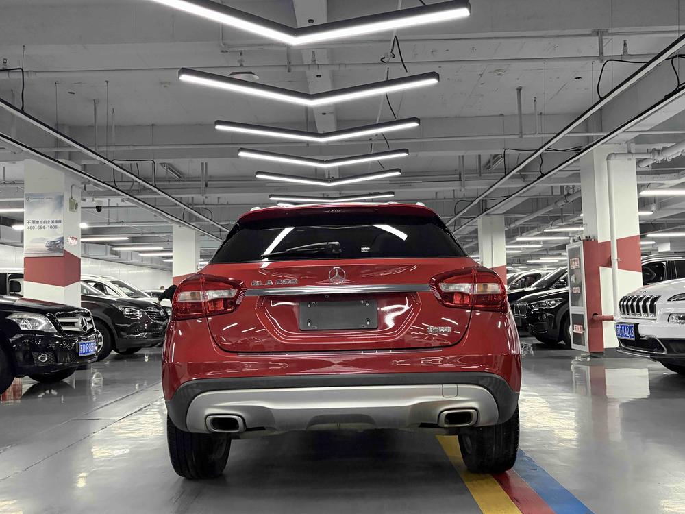 Mercedes-Benz Mercedes-Benz GLA