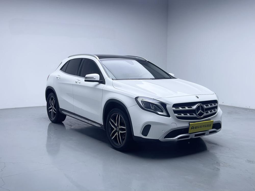 Mercedes-Benz Mercedes-Benz GLA