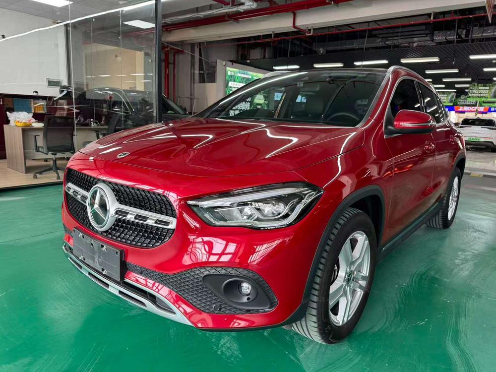 Mercedes-Benz Mercedes-Benz GLA