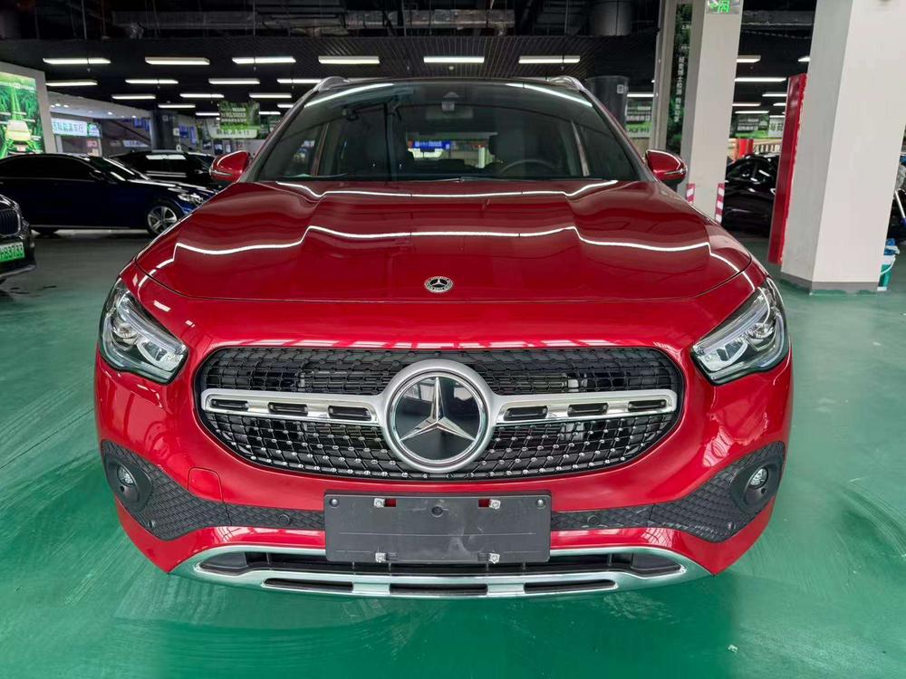 Mercedes-Benz Mercedes-Benz GLA