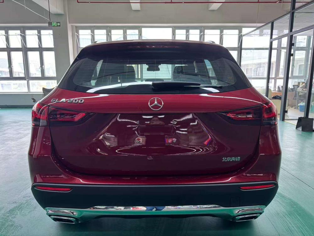 Mercedes-Benz Mercedes-Benz GLA