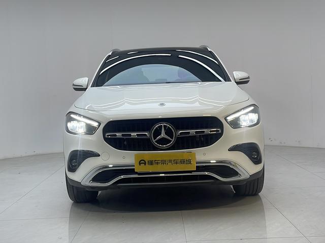 Mercedes-Benz Mercedes-Benz GLA