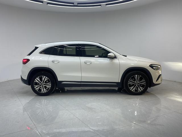 Mercedes-Benz Mercedes-Benz GLA