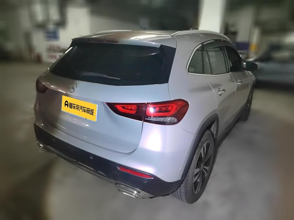 Mercedes-Benz Mercedes-Benz GLA