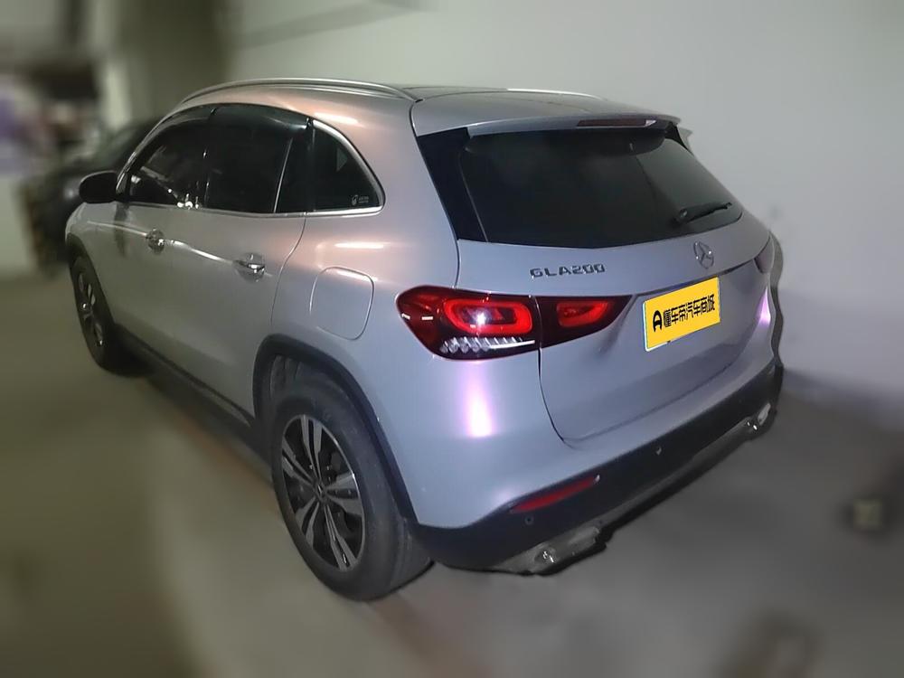 Mercedes-Benz Mercedes-Benz GLA