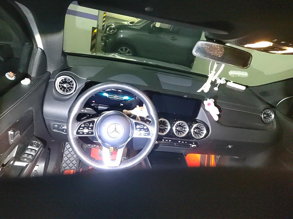 Mercedes-Benz Mercedes-Benz GLA