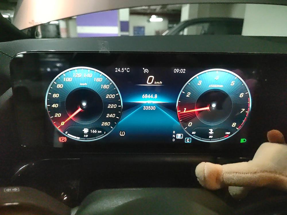 Mercedes-Benz Mercedes-Benz GLA