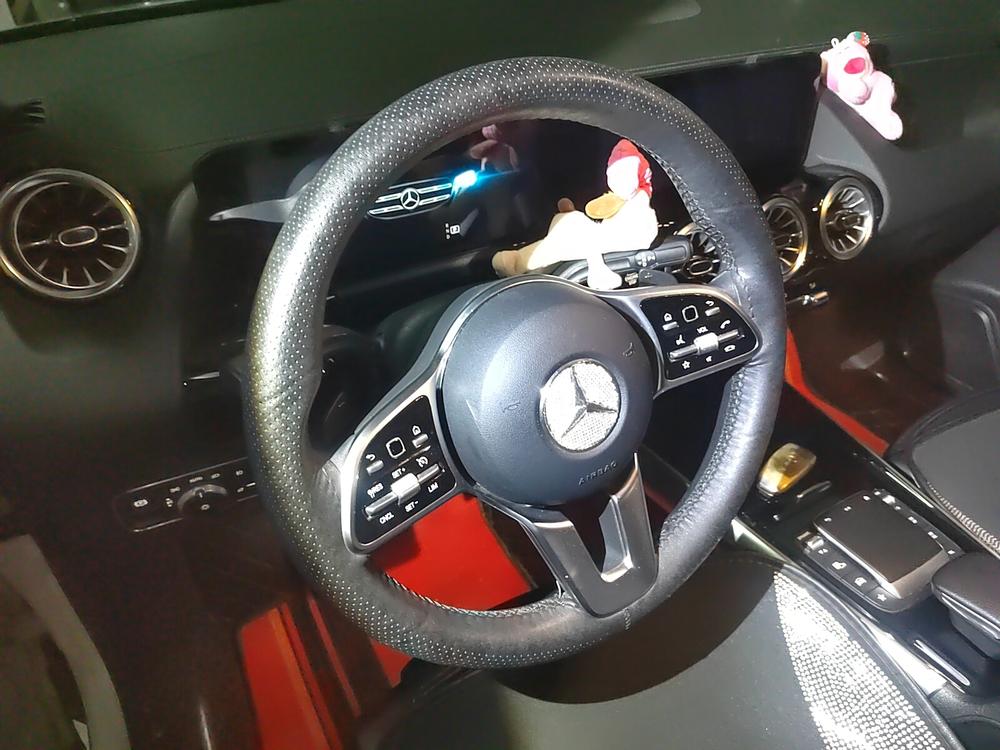 Mercedes-Benz Mercedes-Benz GLA