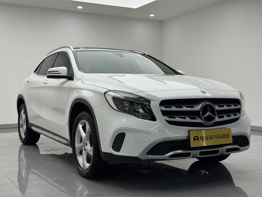 Mercedes-Benz Mercedes-Benz GLA