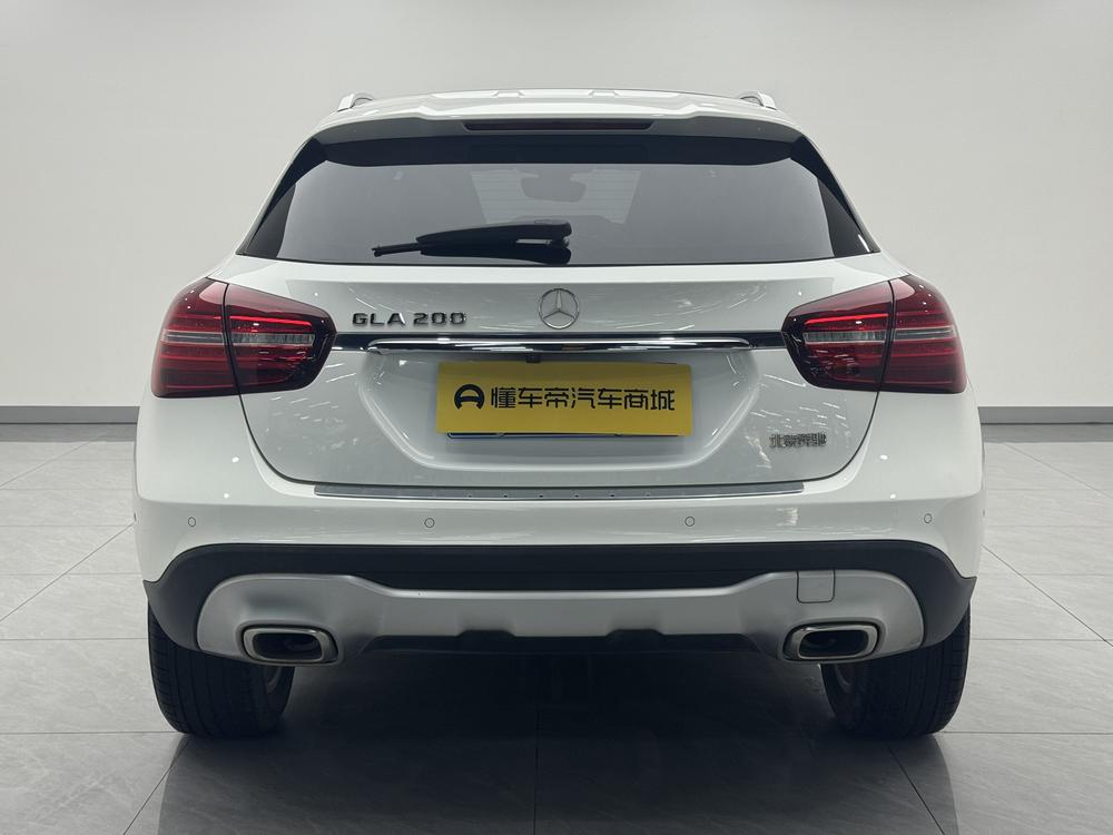 Mercedes-Benz Mercedes-Benz GLA