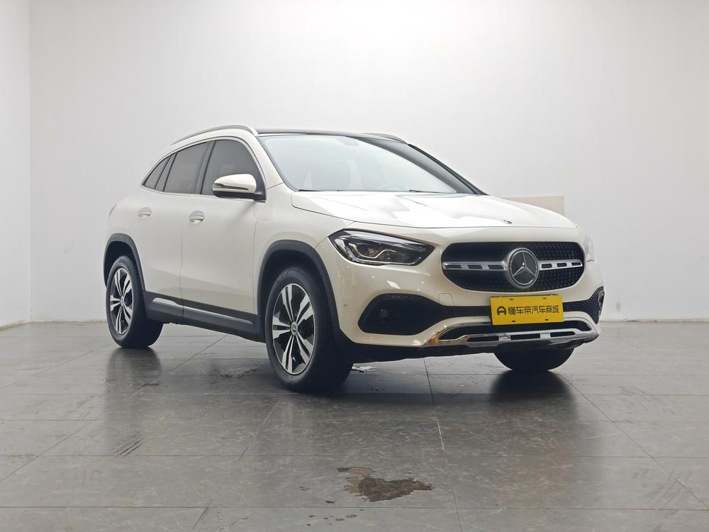 Mercedes-Benz Mercedes-Benz GLA
