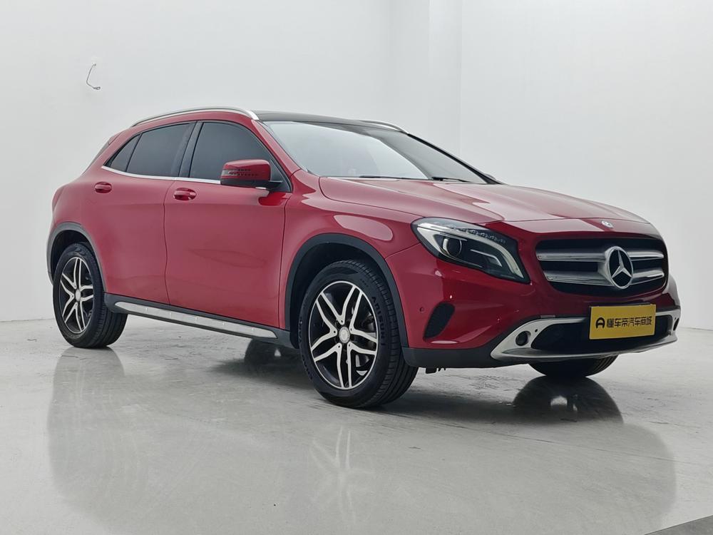 Mercedes-Benz Mercedes-Benz GLA