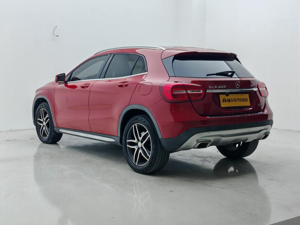 Mercedes-Benz Mercedes-Benz GLA