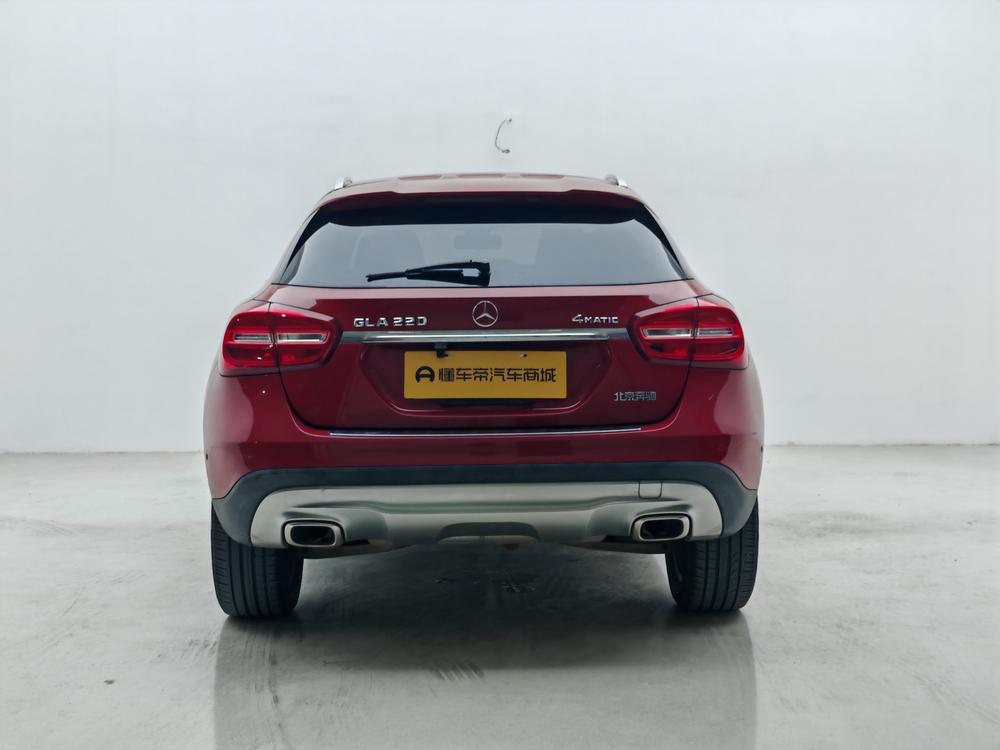 Mercedes-Benz Mercedes-Benz GLA