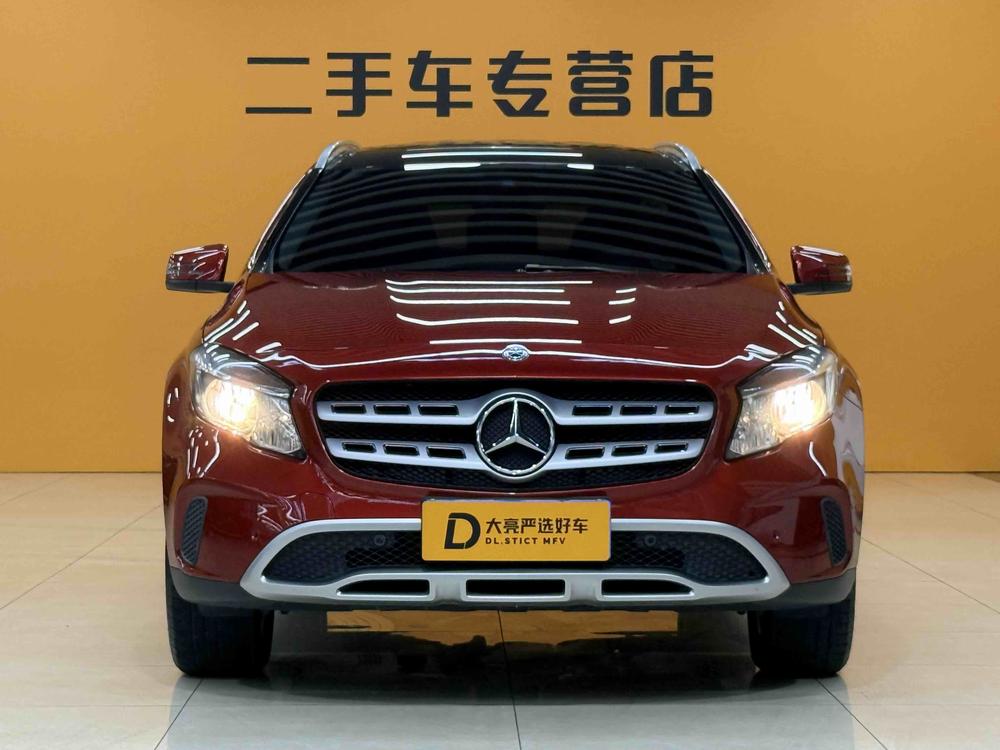 Mercedes-Benz Mercedes-Benz GLA