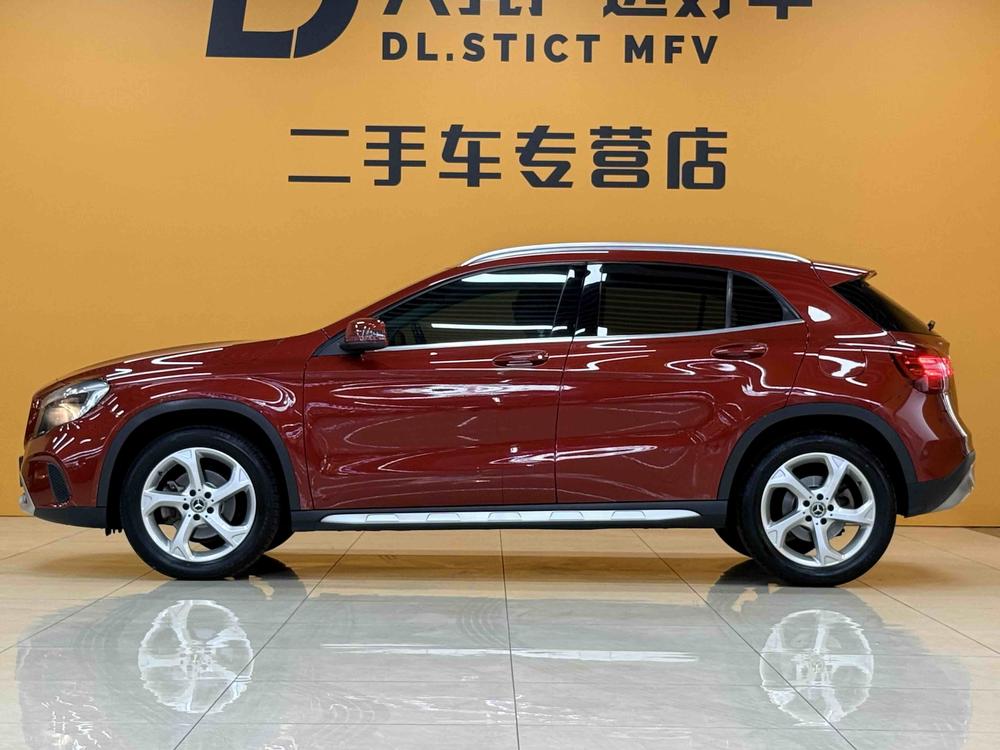 Mercedes-Benz Mercedes-Benz GLA