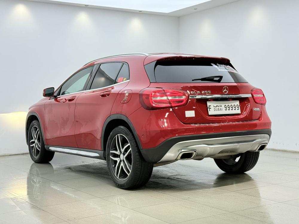 Mercedes-Benz Mercedes-Benz GLA