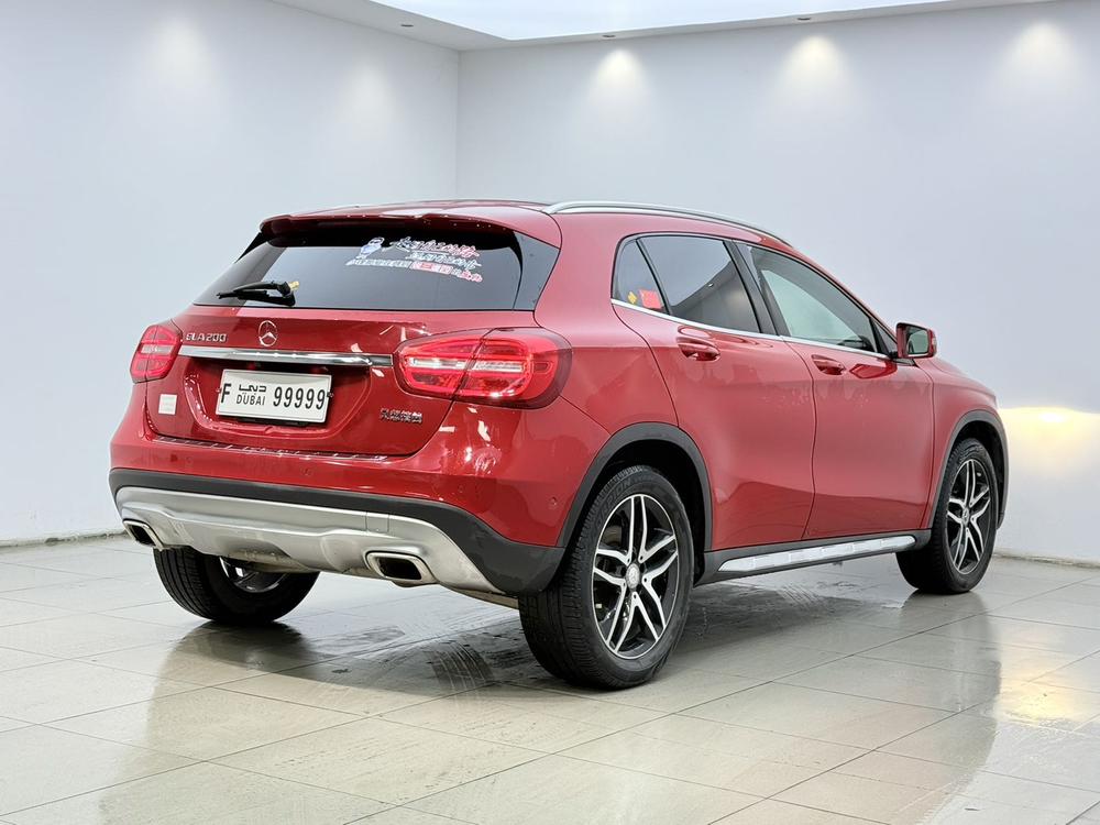 Mercedes-Benz Mercedes-Benz GLA