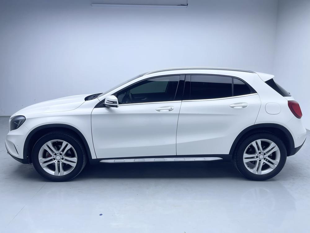 Mercedes-Benz Mercedes-Benz GLA